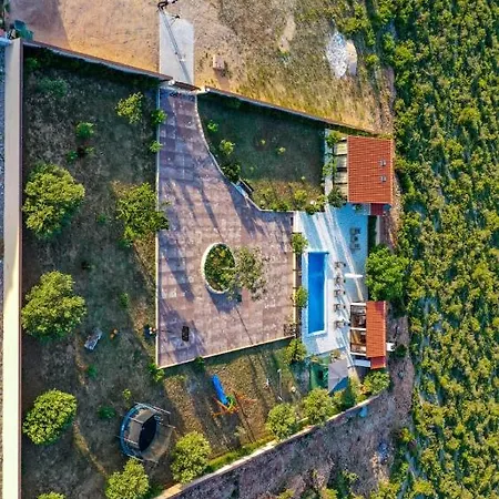 Mali Raj * Sveti Petar (Zadar)