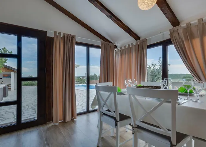 Villa Mali Raj Sveti Petar (Zadar)