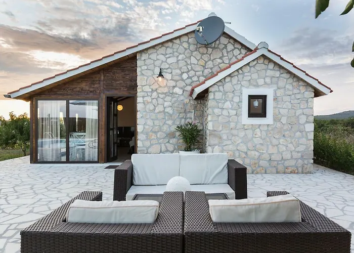 Mali Raj * Sveti Petar (Zadar)